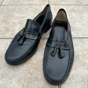 Stuart McGuire Men’s Black Leather Loafers